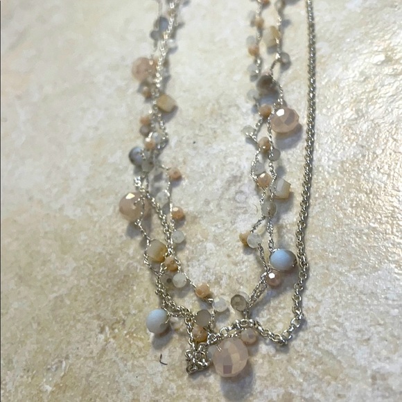 Casual beaded necklace - Picture 2 of 2